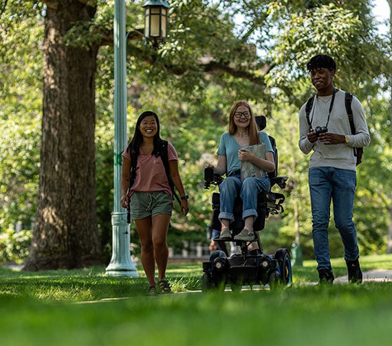 MSU students walking on campus