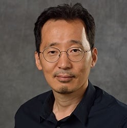 Headshot of  Seungik Baek