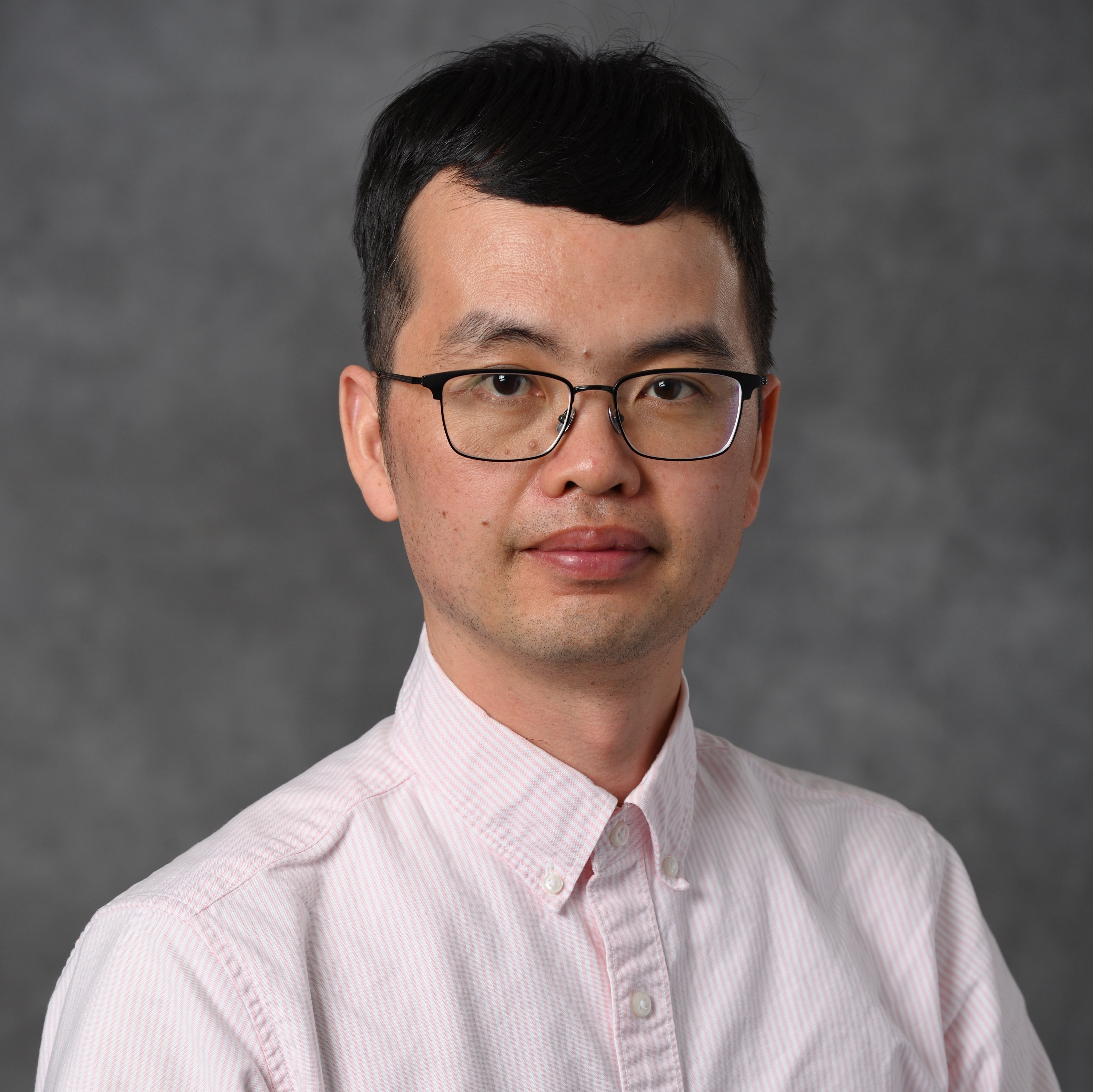 Professional Headshot of Lianzhang Bao