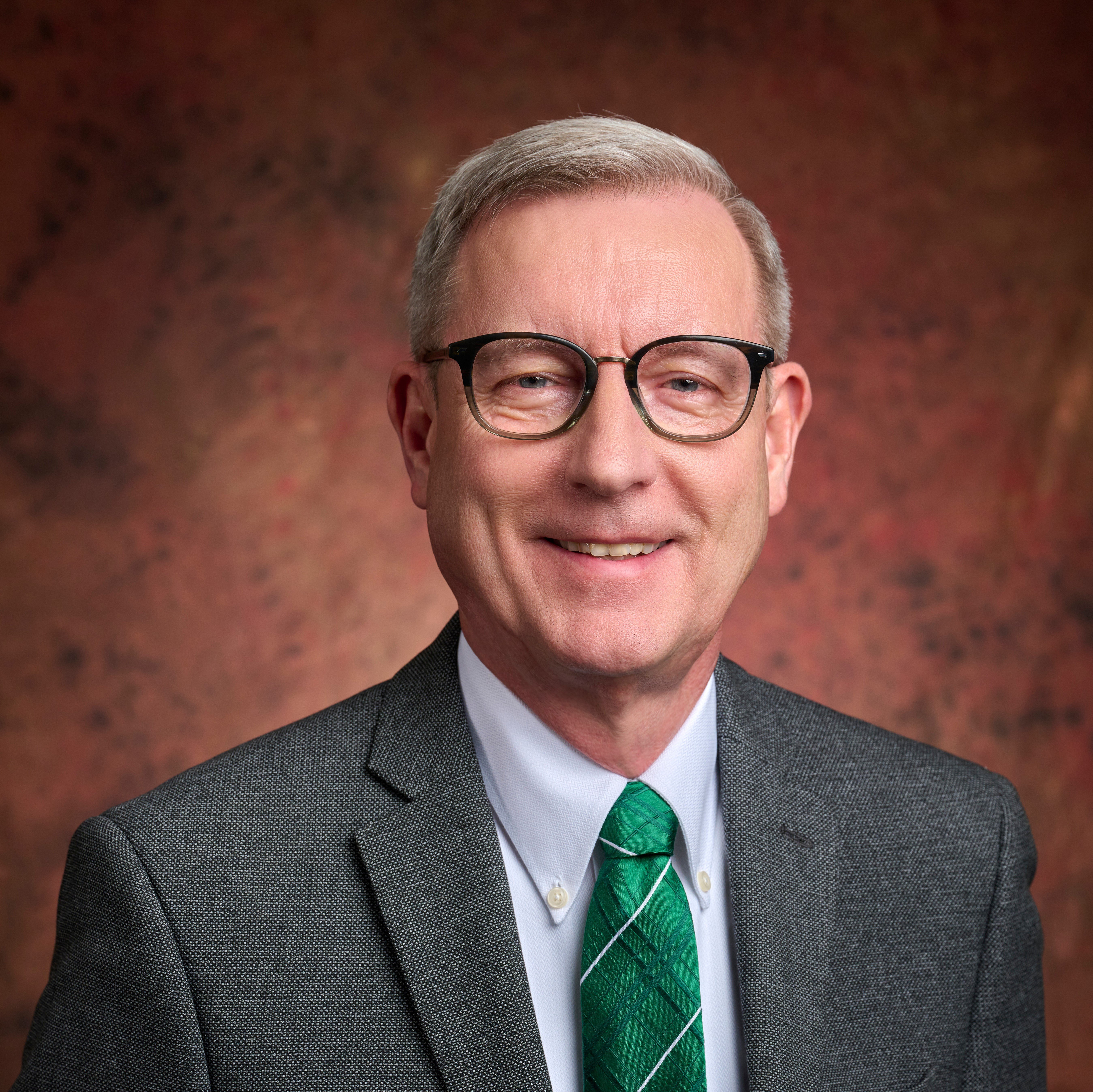 Professional headshot of Wayne Dyksen