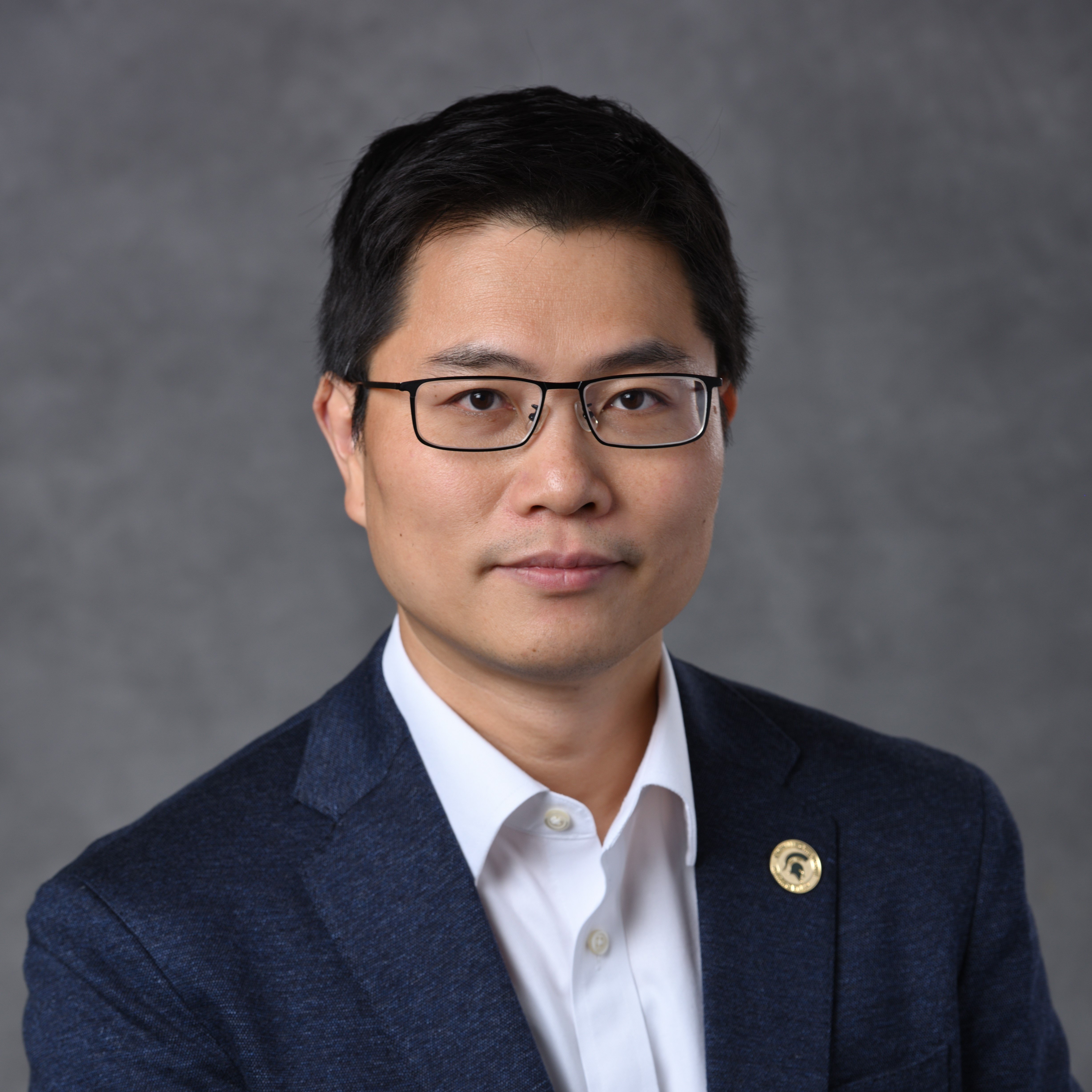 Professional Headshot of Weiyi Lu