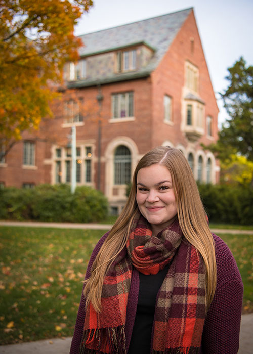 Professional Headshot of Christina Mason