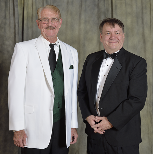 Martin Hawley and Dean Leo Kempel at the 2022 Alumni Banquet.