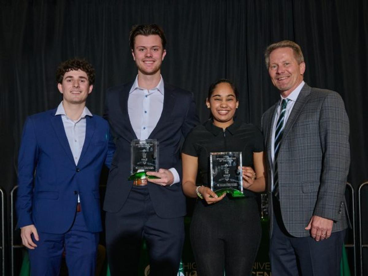 BRCE members receive the Student Startup of the Year Award from MSU President Kevin Guskiewicz
