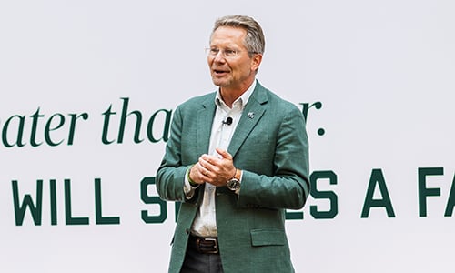 President Guskiewicz addresses audience at campaign event