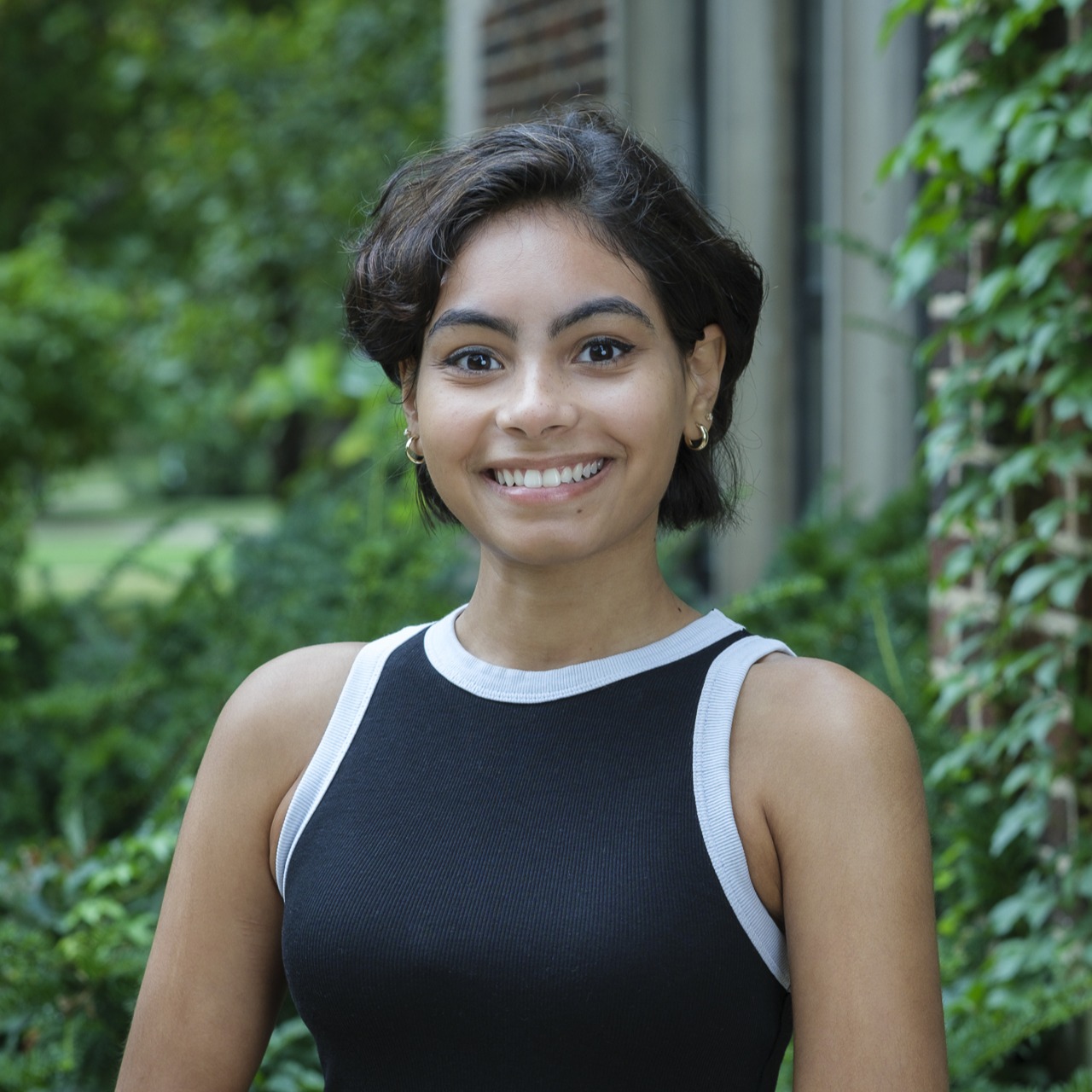 Marialejandra Aponte headshot.