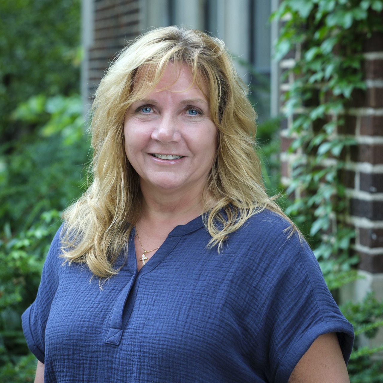 Bulock_Laurie_headshot-2025-cropped