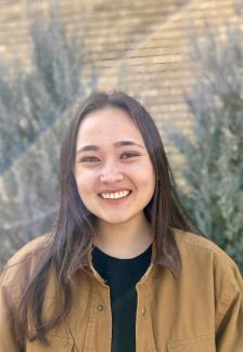 Headshot of Hannah Wadsworth.