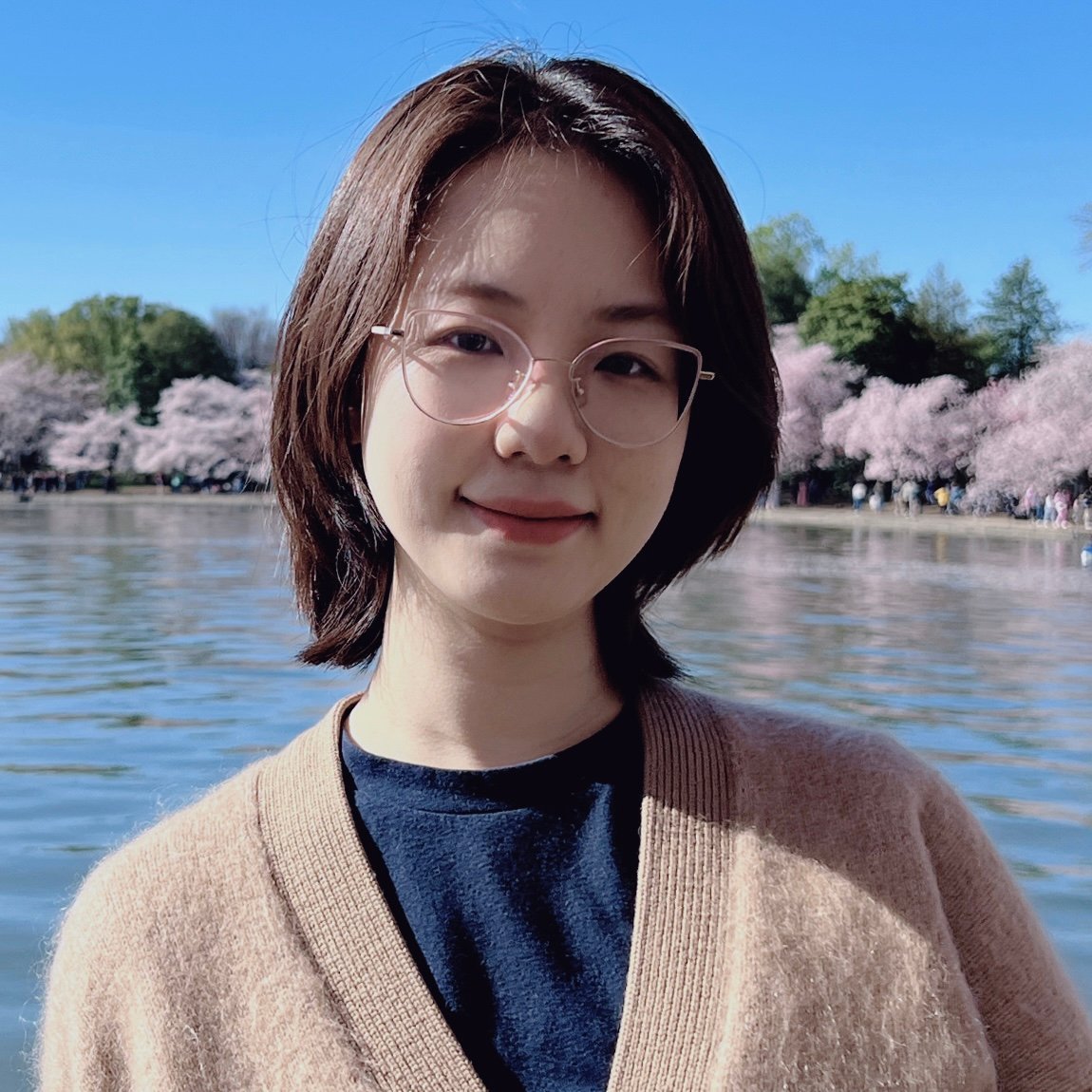 Headshot of Jiaxuan Zhao.