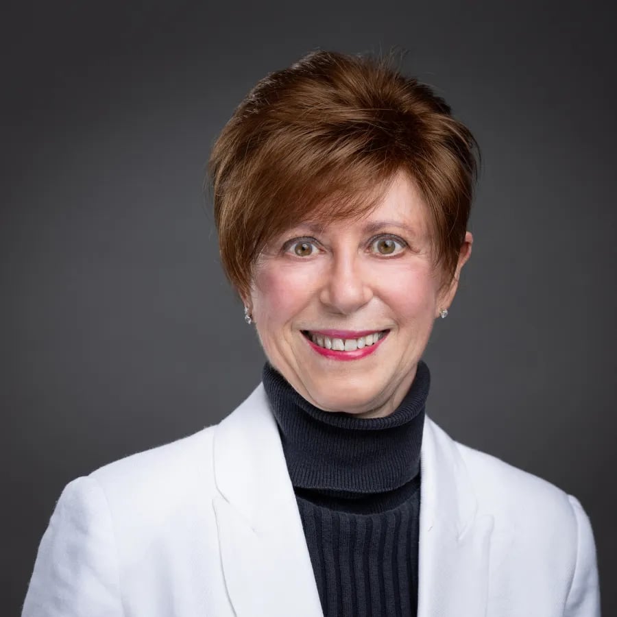 kuczadja-laura