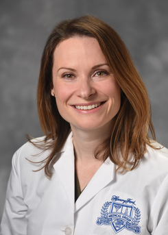 Portrait: Amy M. Loree