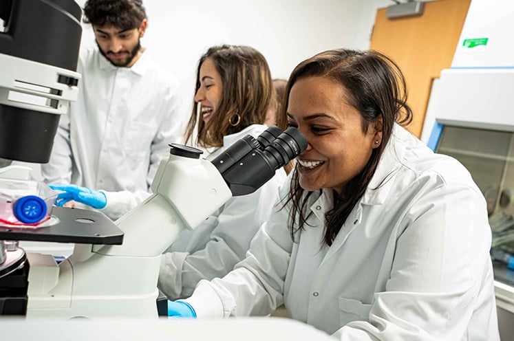 img-research-stats-2