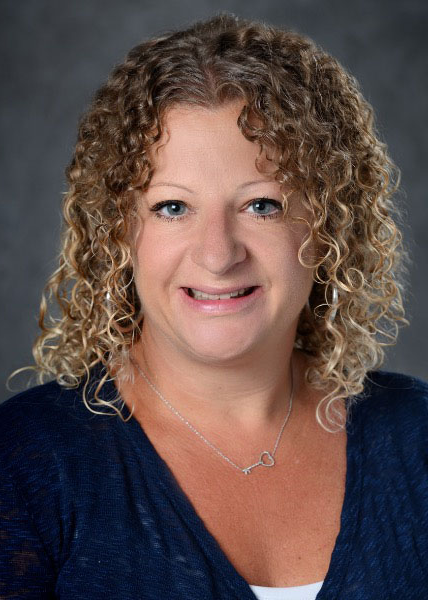 Portrait: Nichole VanElls