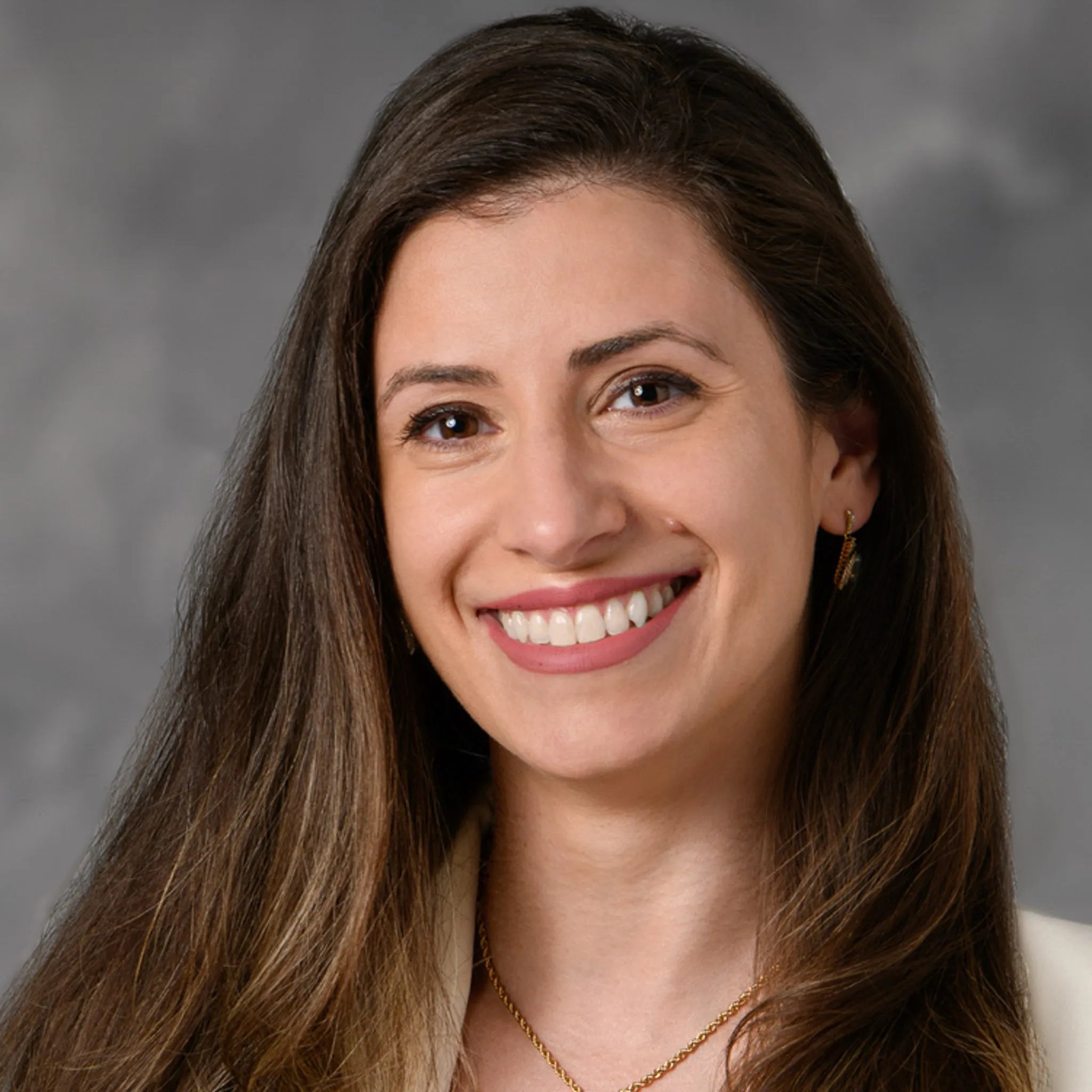 Hijaz-Miriana-hfh-1x1