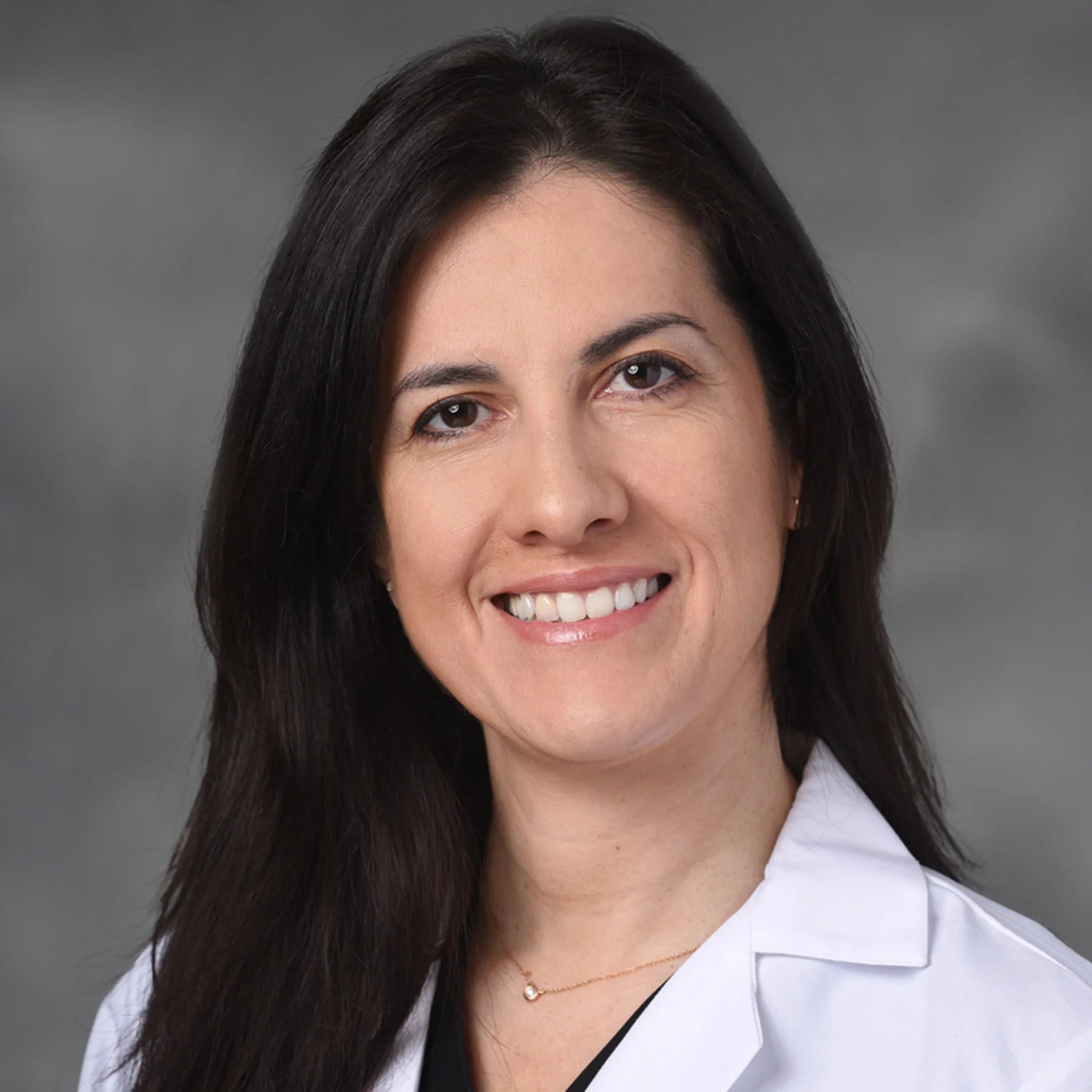 Mendez-Mariela-hf-1x1