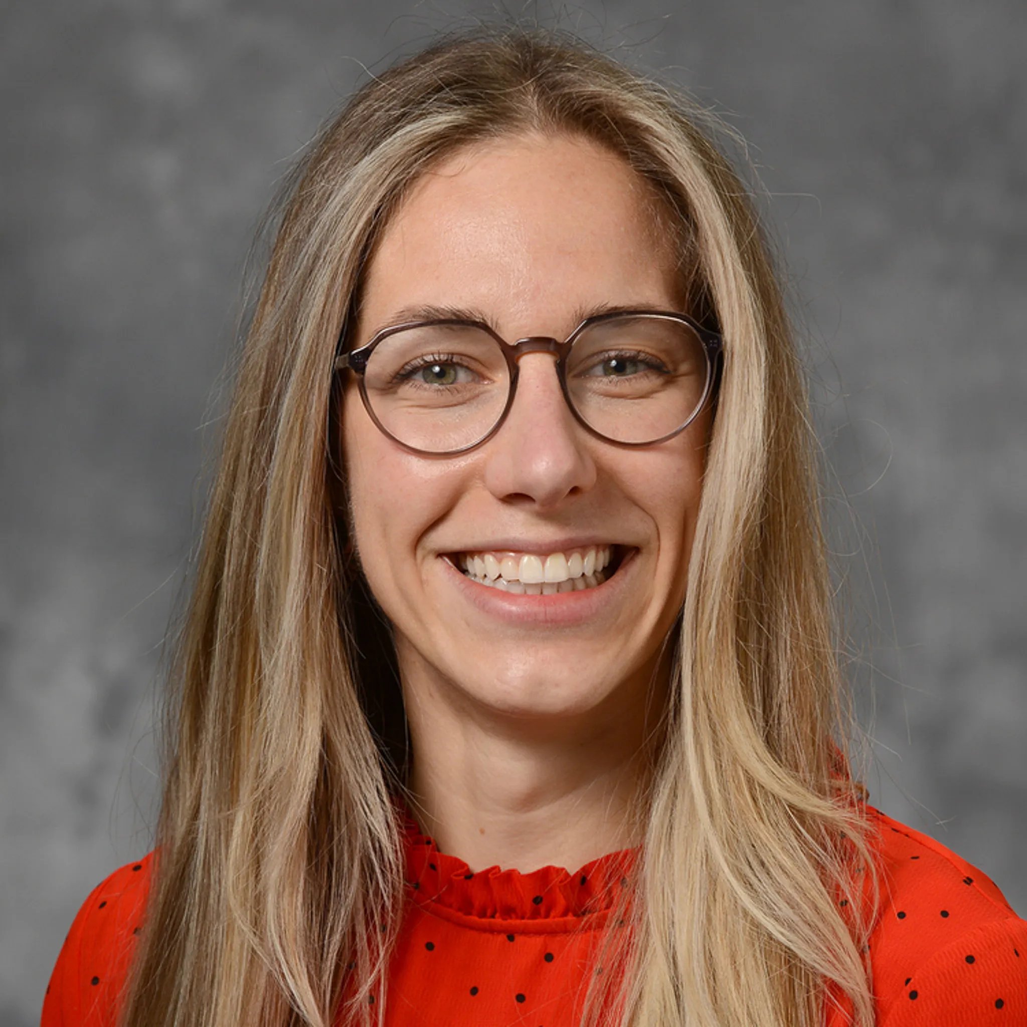 Santarossa-Sara-hf-1x1