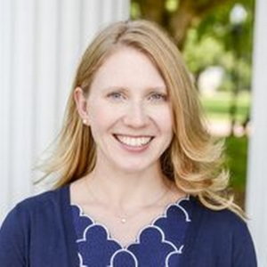 A headshot photo of doctor Chelsea Wentworth