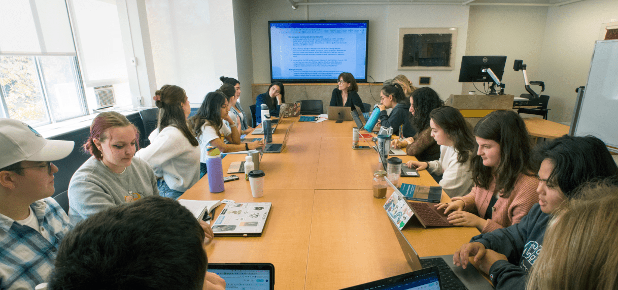 small-banner-desktop-classroom