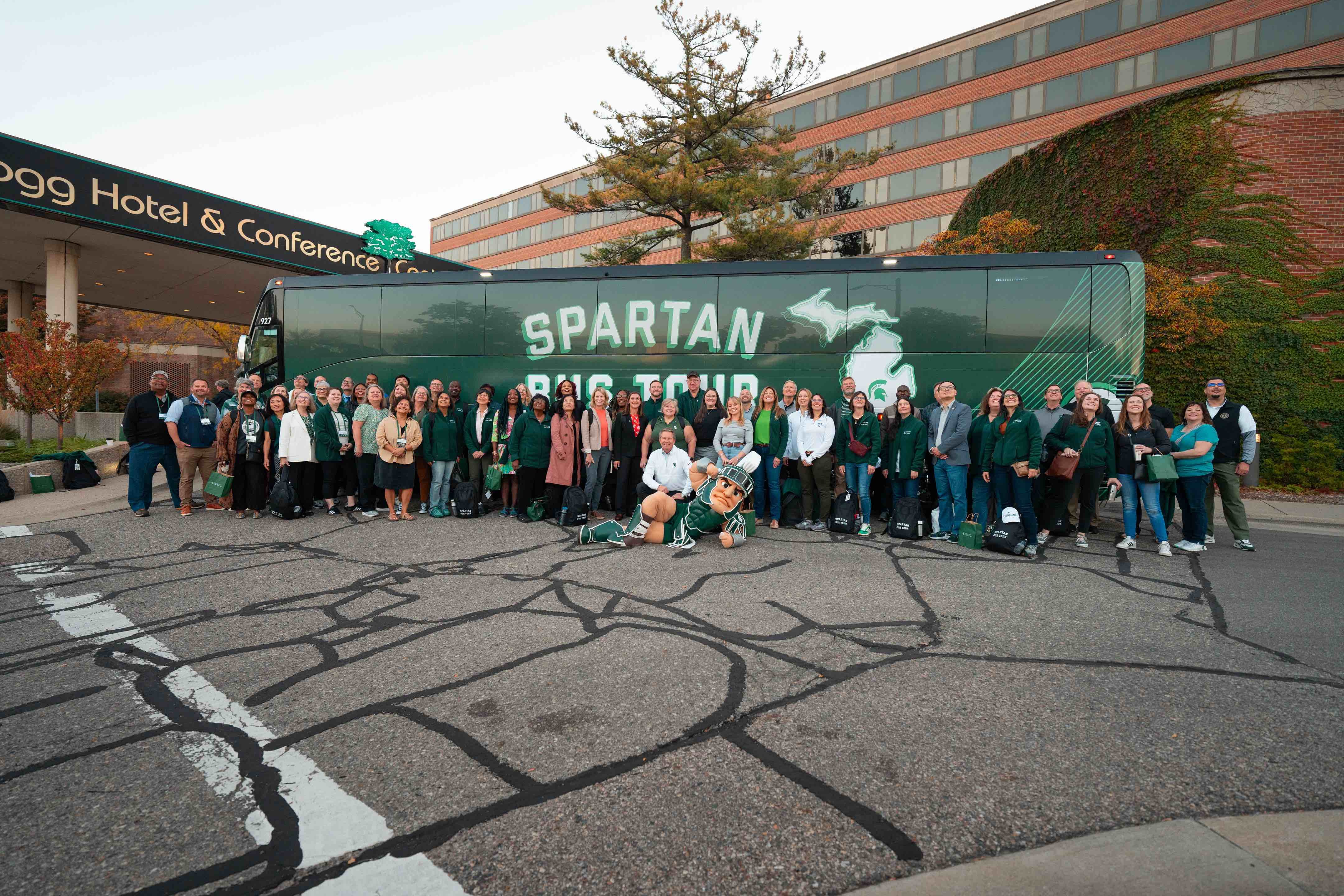 spartan-bus-tour