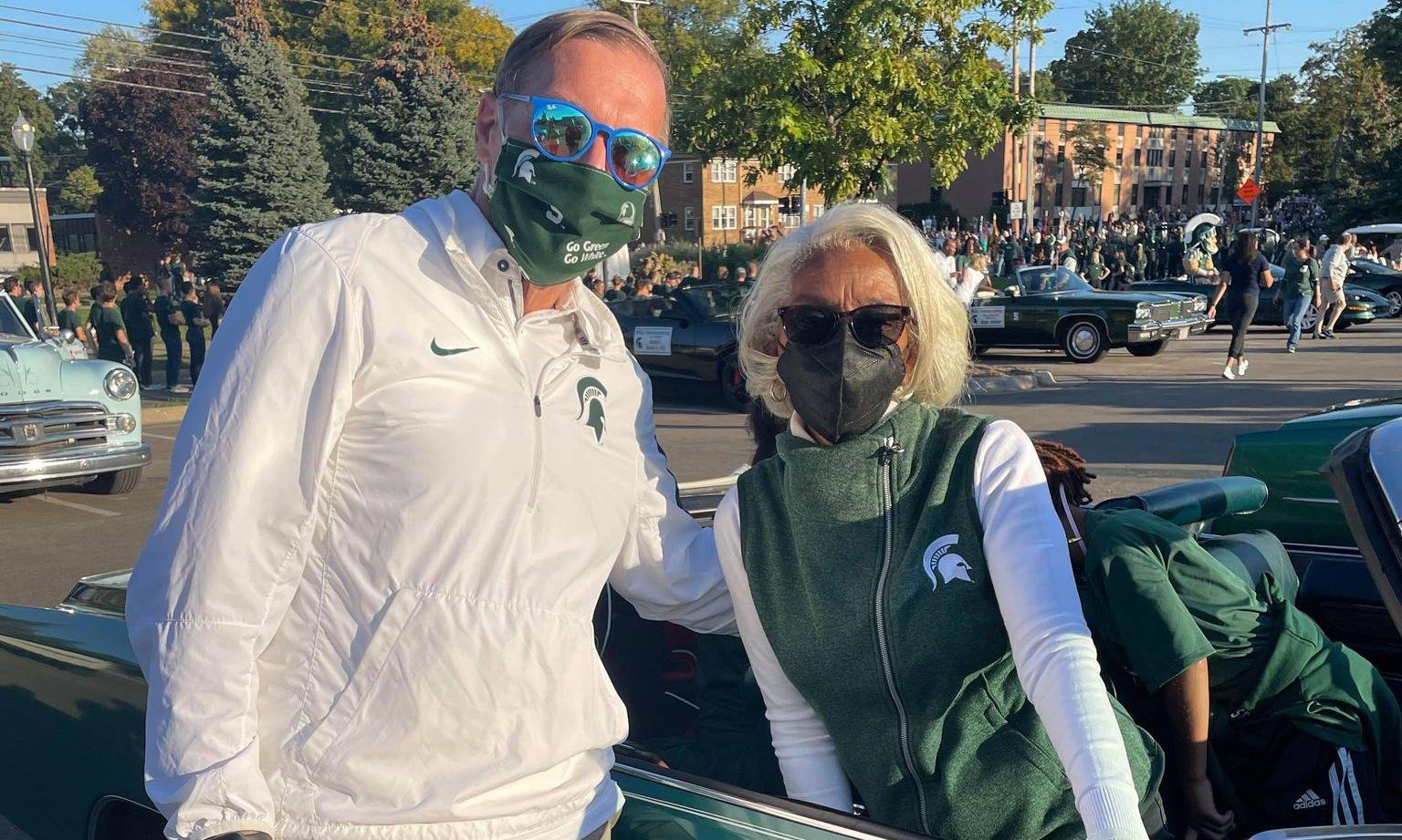 Dr. Barbara Ross-Lee and MSU President Stanley at the MSU Homecoming Parade