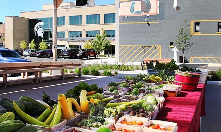 FLINT FARMERS' MARKET