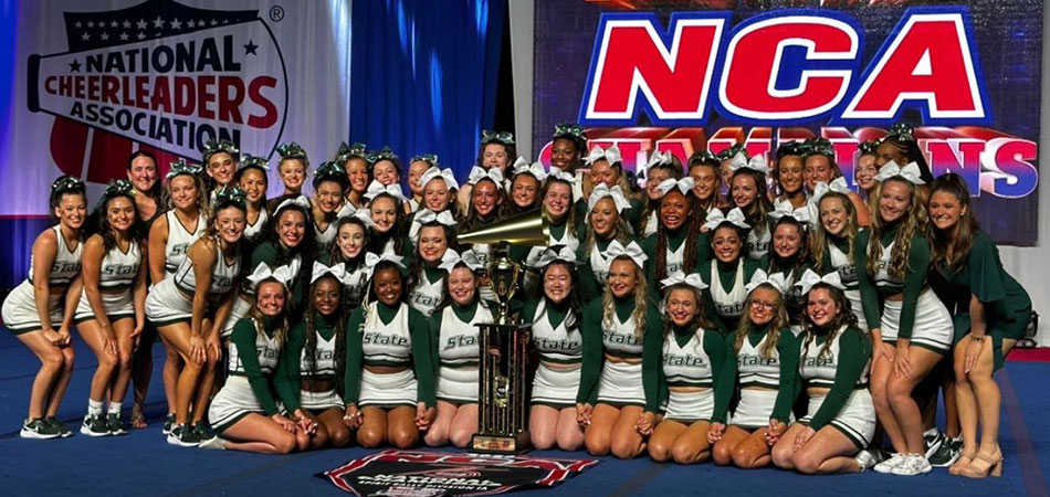 the cheer and stunt team at the national championships