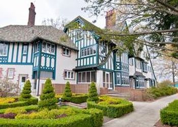 A new endowment from the W.K. Kellogg Foundation ensures the Manor House and Estate will be maintained in perpetuity.