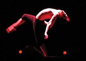 Juilliard-trained dancer, Billy Bell, a young leader in the field of contempary dance worked alongside faculty and students to expore dance in human expression and the relationship of creativity to cognitive development.