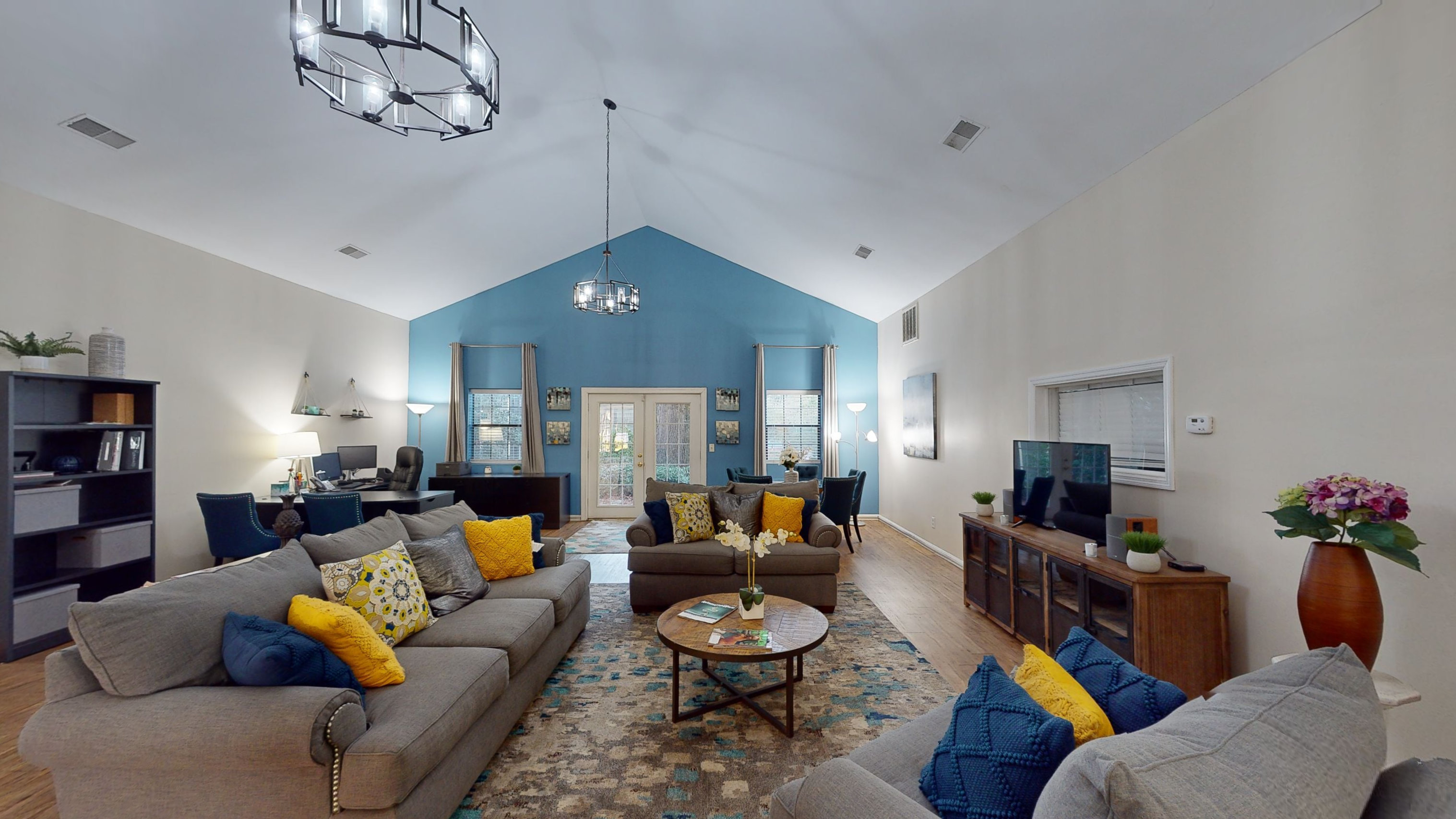 Leasing Office and Common Areas