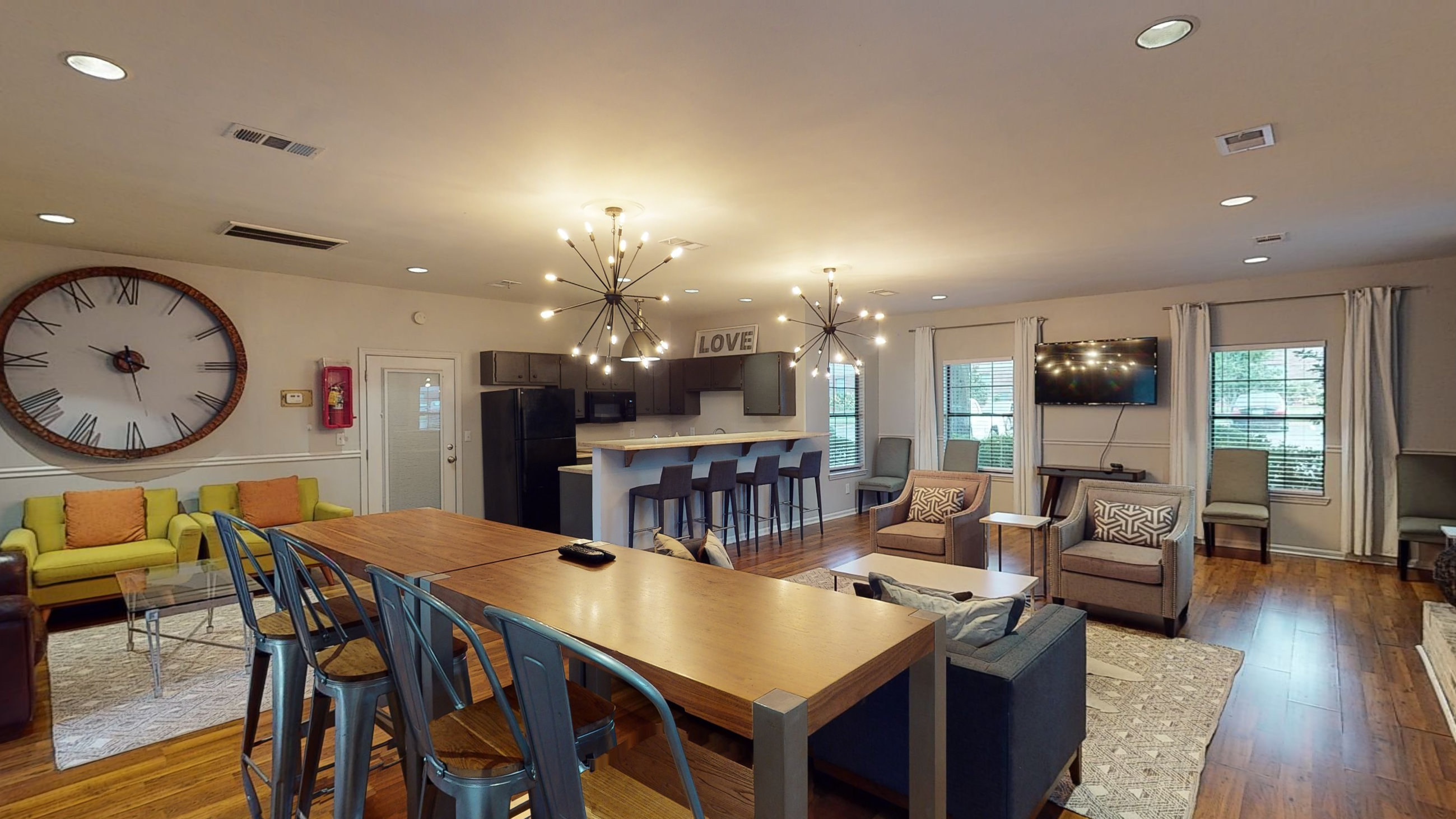 Leasing Office and Common Areas