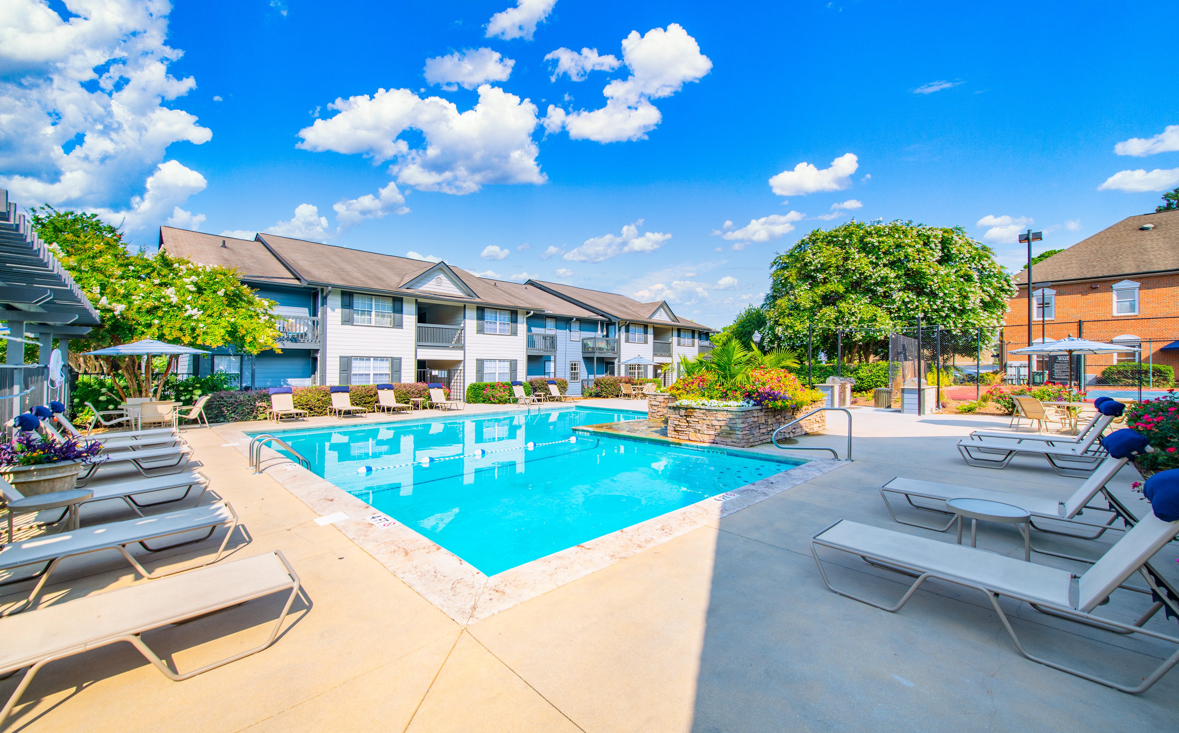 Pool at MAA Hamilton luxury apartment homes in Chattanooga, TN