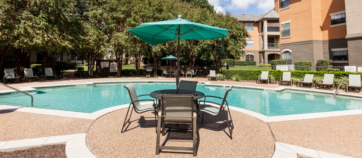 Pool at Colonial Village at Quarry Oaks luxury apartment homes in Austin, TX