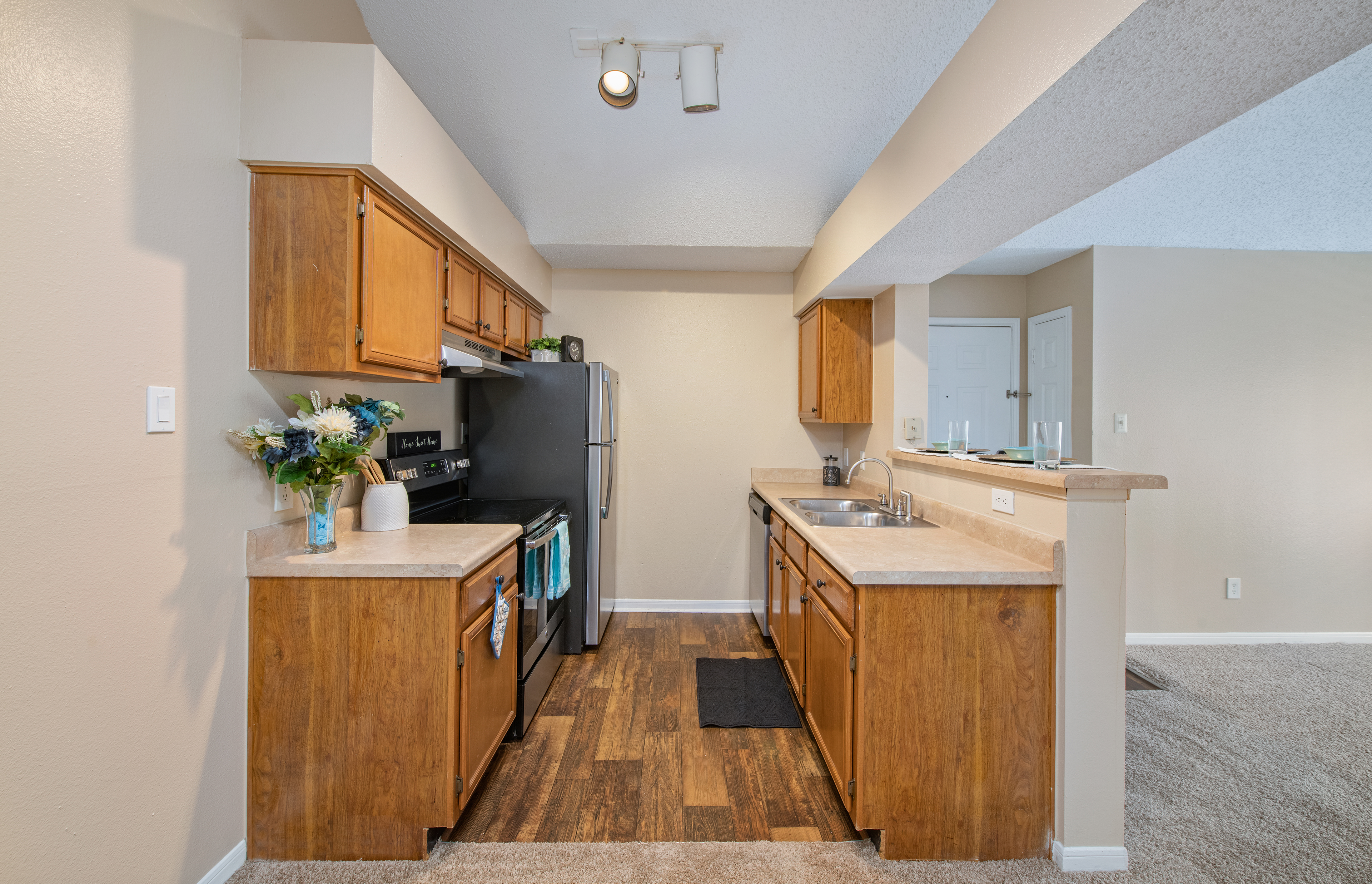 Kitchen at MAA Eagle Ridge luxury apartment homes in Birmingham, AL