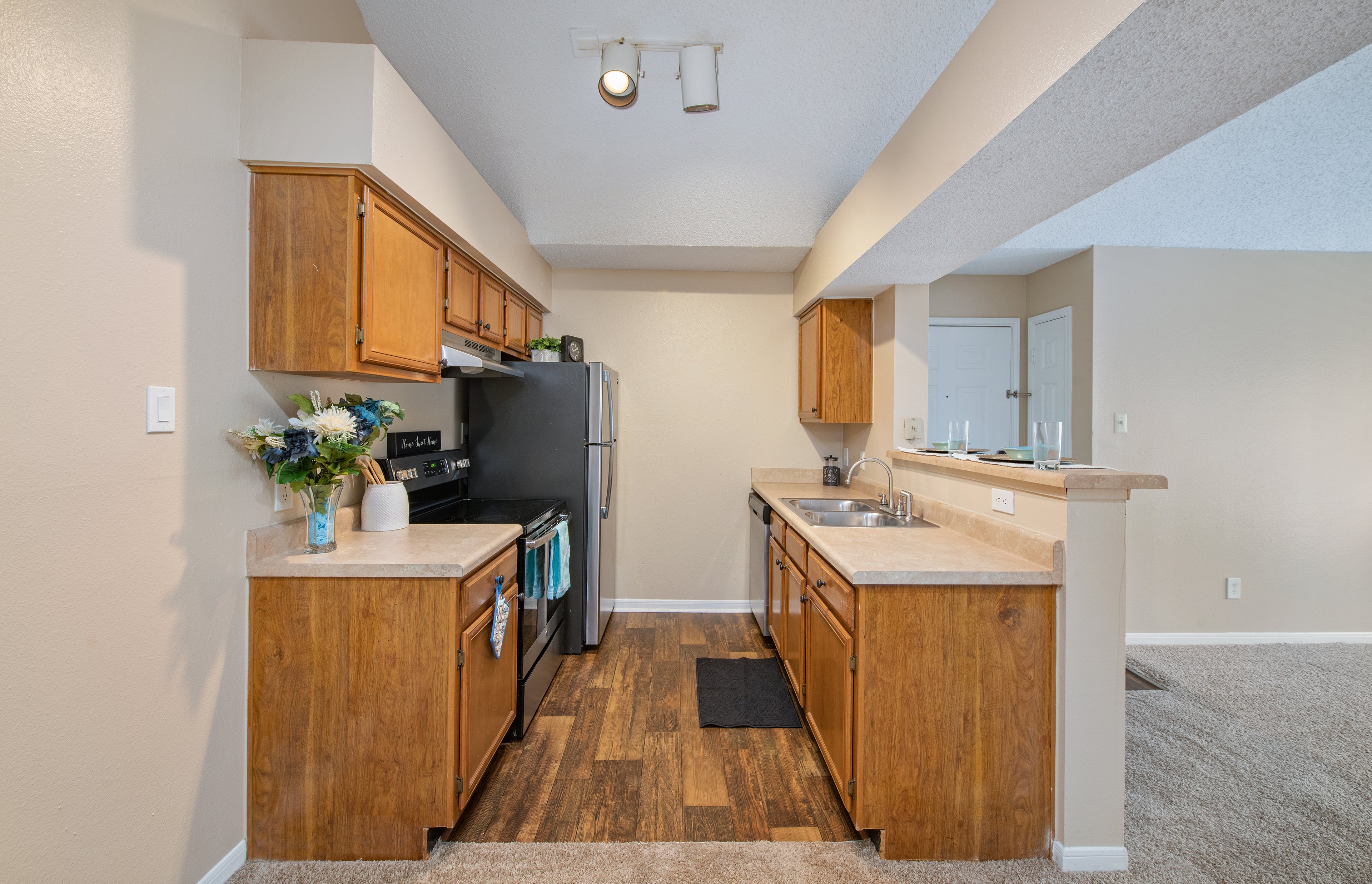 Kitchen at MAA Eagle Ridge luxury apartment homes in Birmingham, AL