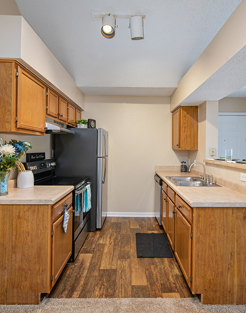 Kitchen at MAA Eagle Ridge luxury apartment homes in Birmingham, AL