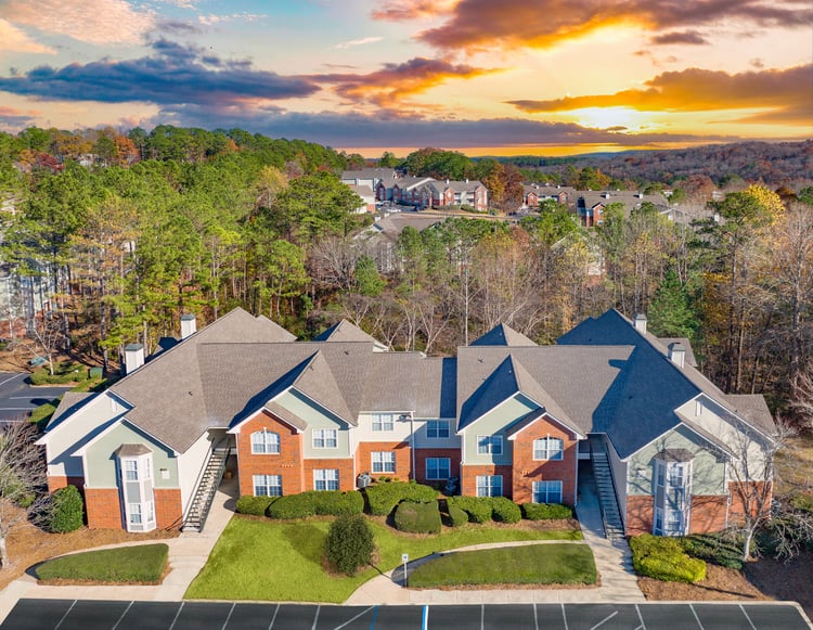 Building at MAA Riverchase luxury apartment homes in Birmingham, AL
