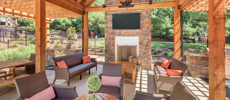 Outdoor Living Room at Colonial Grand at Riverchase Trails luxury apartment homes in Birmingham, AL