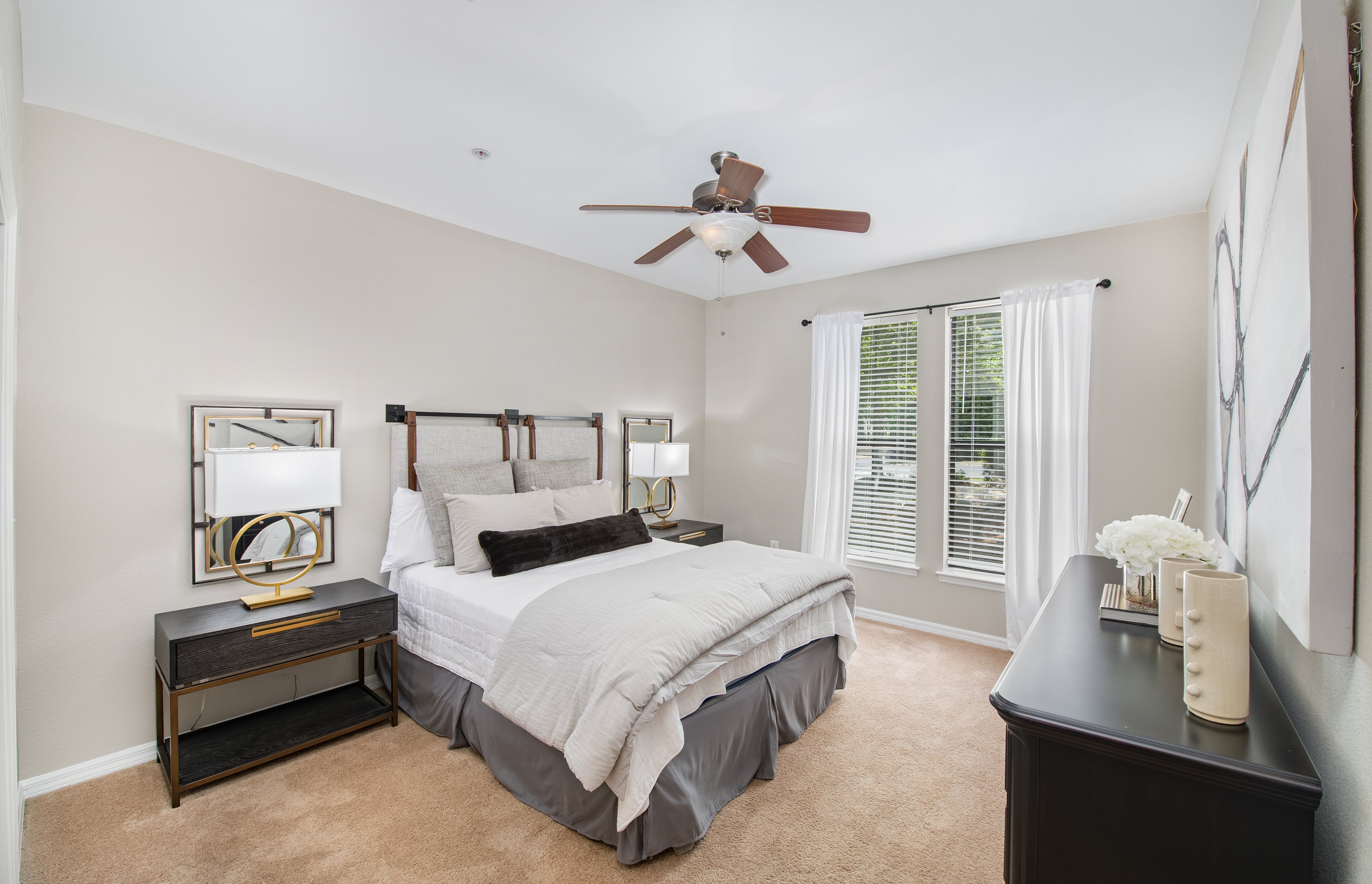 Bedroom at MAA Ross Bridge in Birmingham, AL