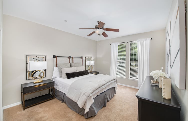 Bedroom at MAA Ross Bridge in Birmingham, AL