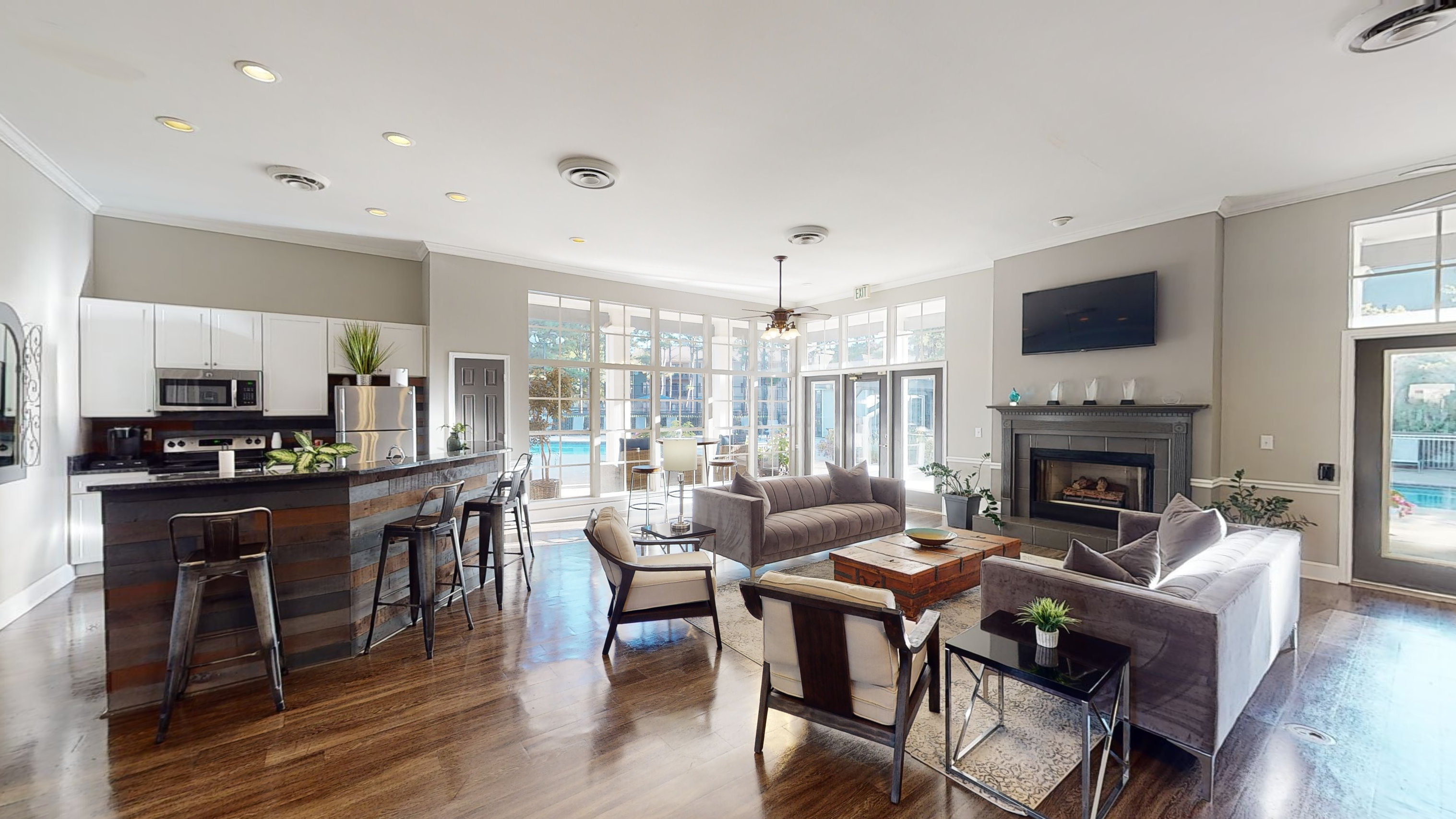 Leasing Office and Common Areas