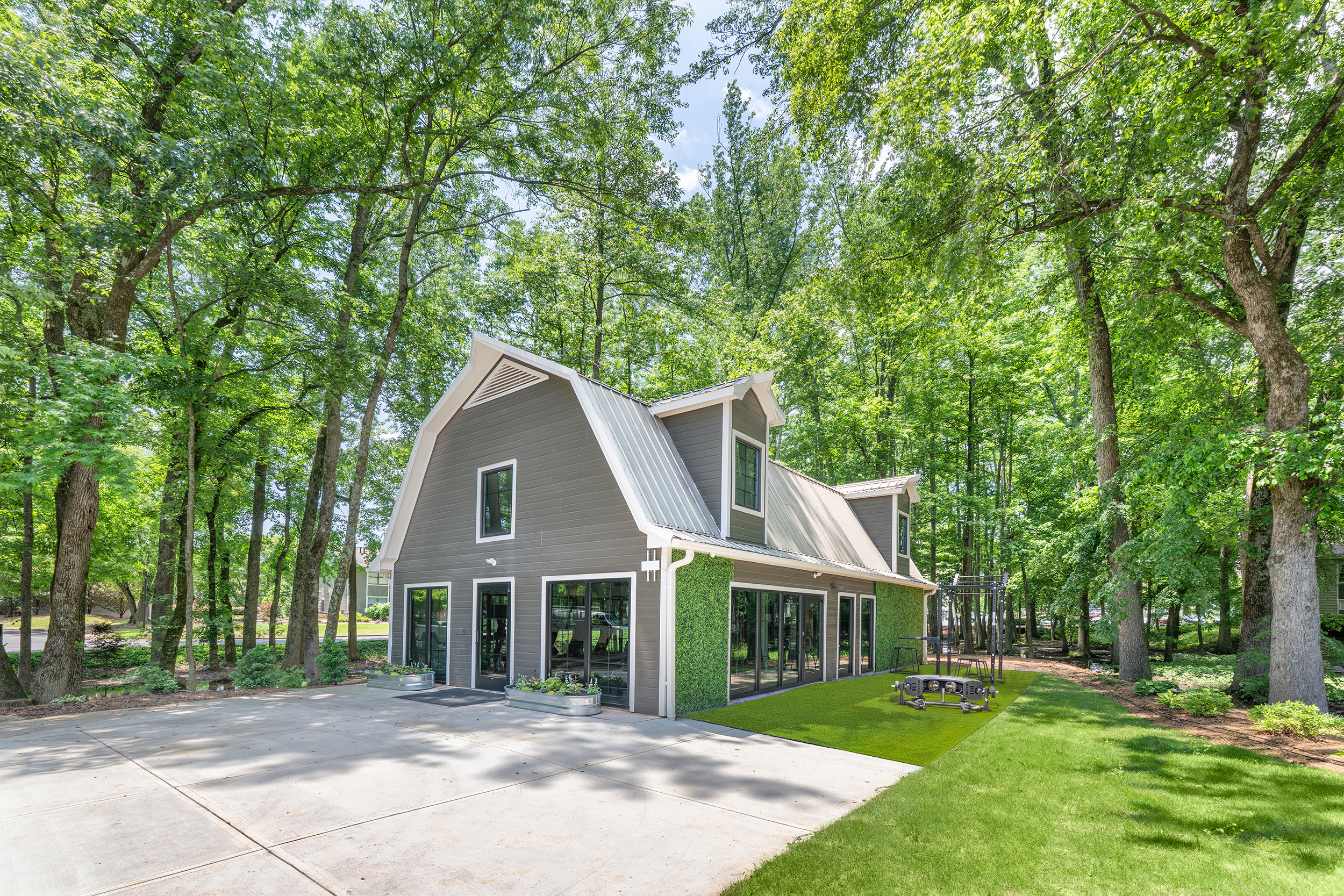 Fitness center at MAA Providence Main luxury apartment homes in Huntsville, Al