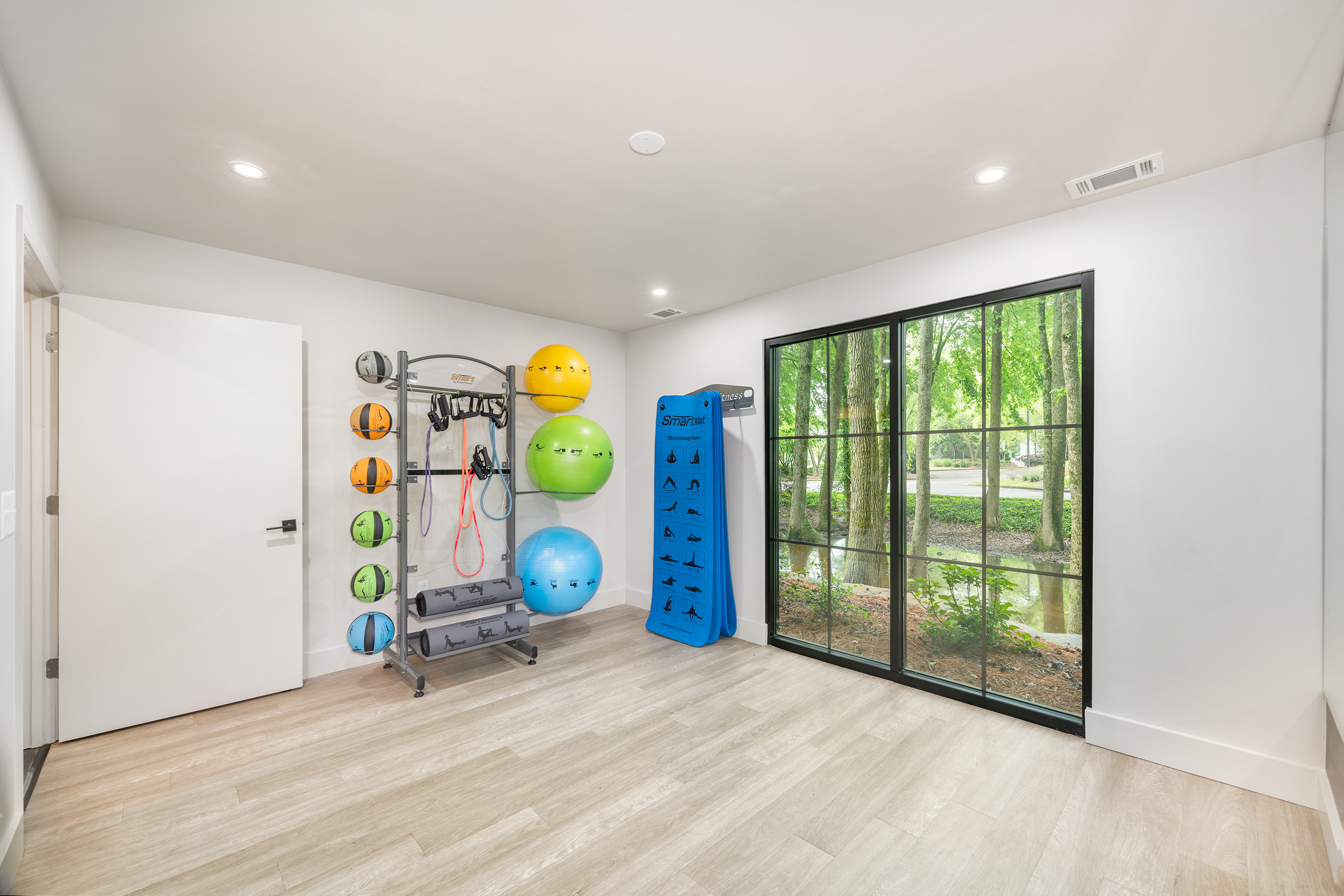 Fitness center at MAA Providence Main luxury apartment homes in Huntsville, AL