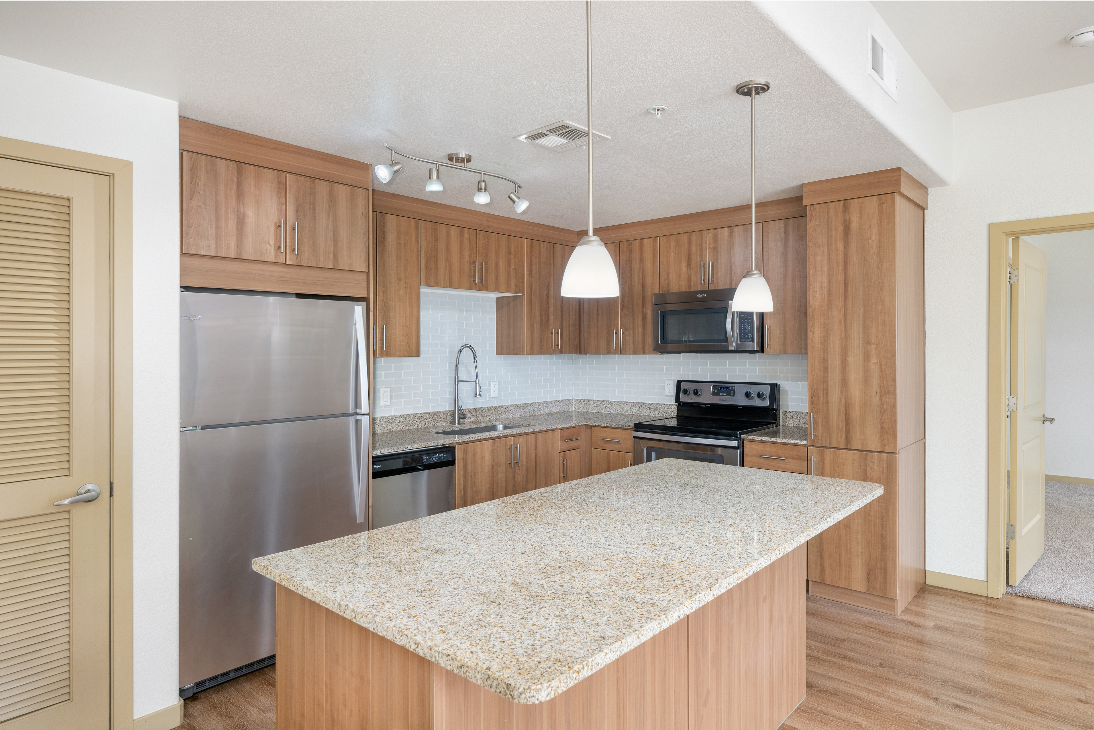 Kitchen at MAA Fountainhead luxury apartment homes in Tempe, AZ