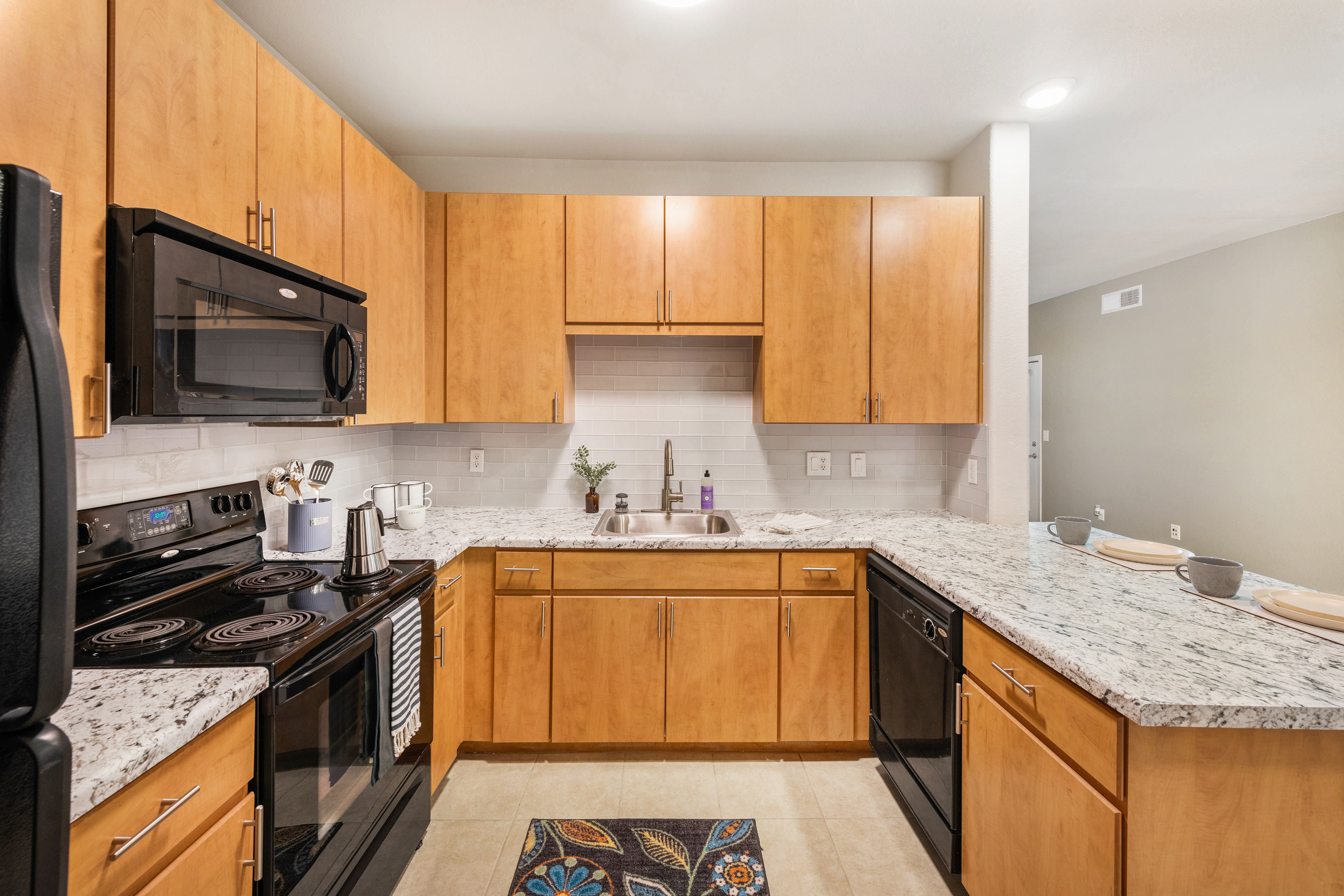 Kitchen 2 at MAA Lyons Gate in Phoenix, AZ