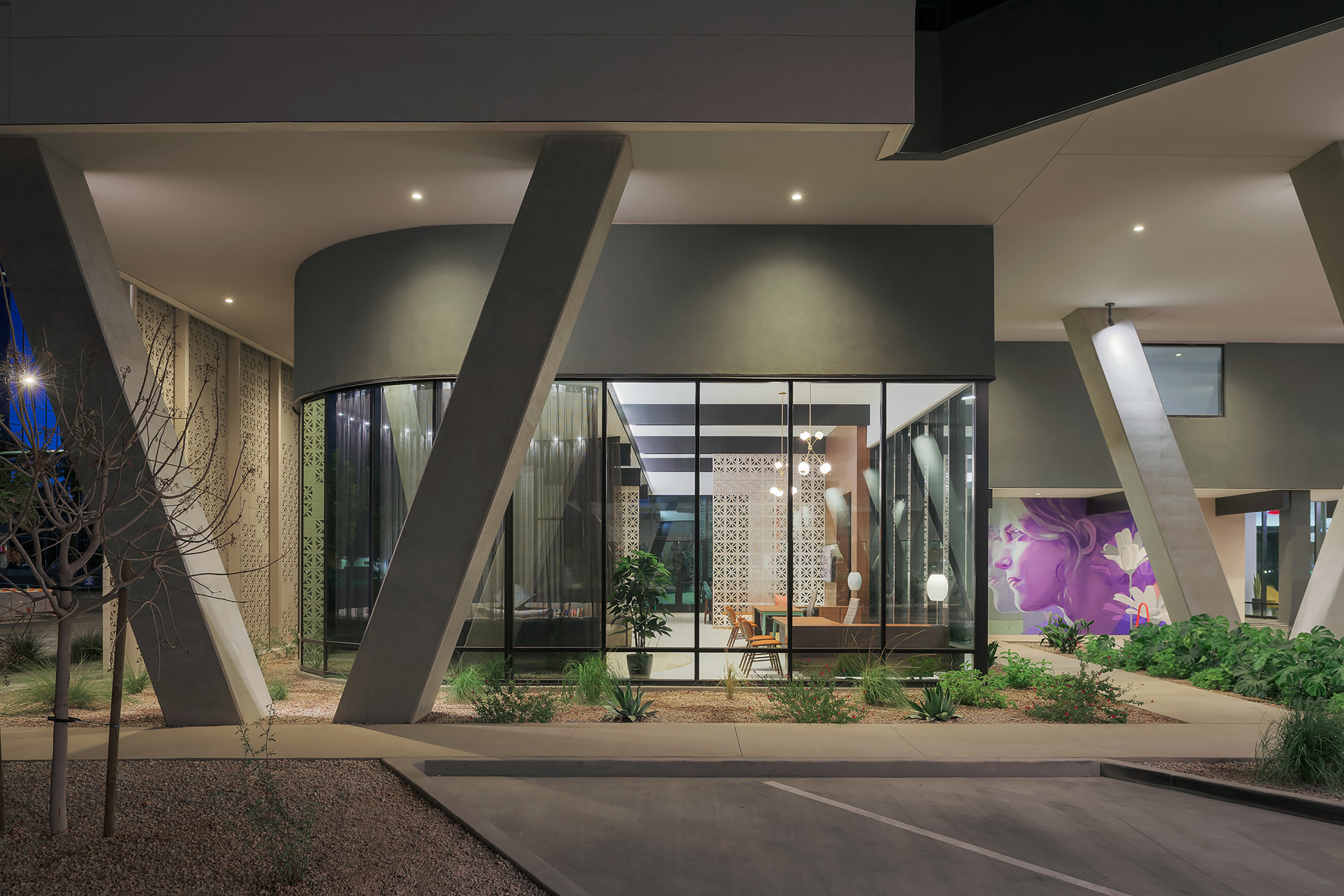 MAA Midtown Phoenix 8 of 11