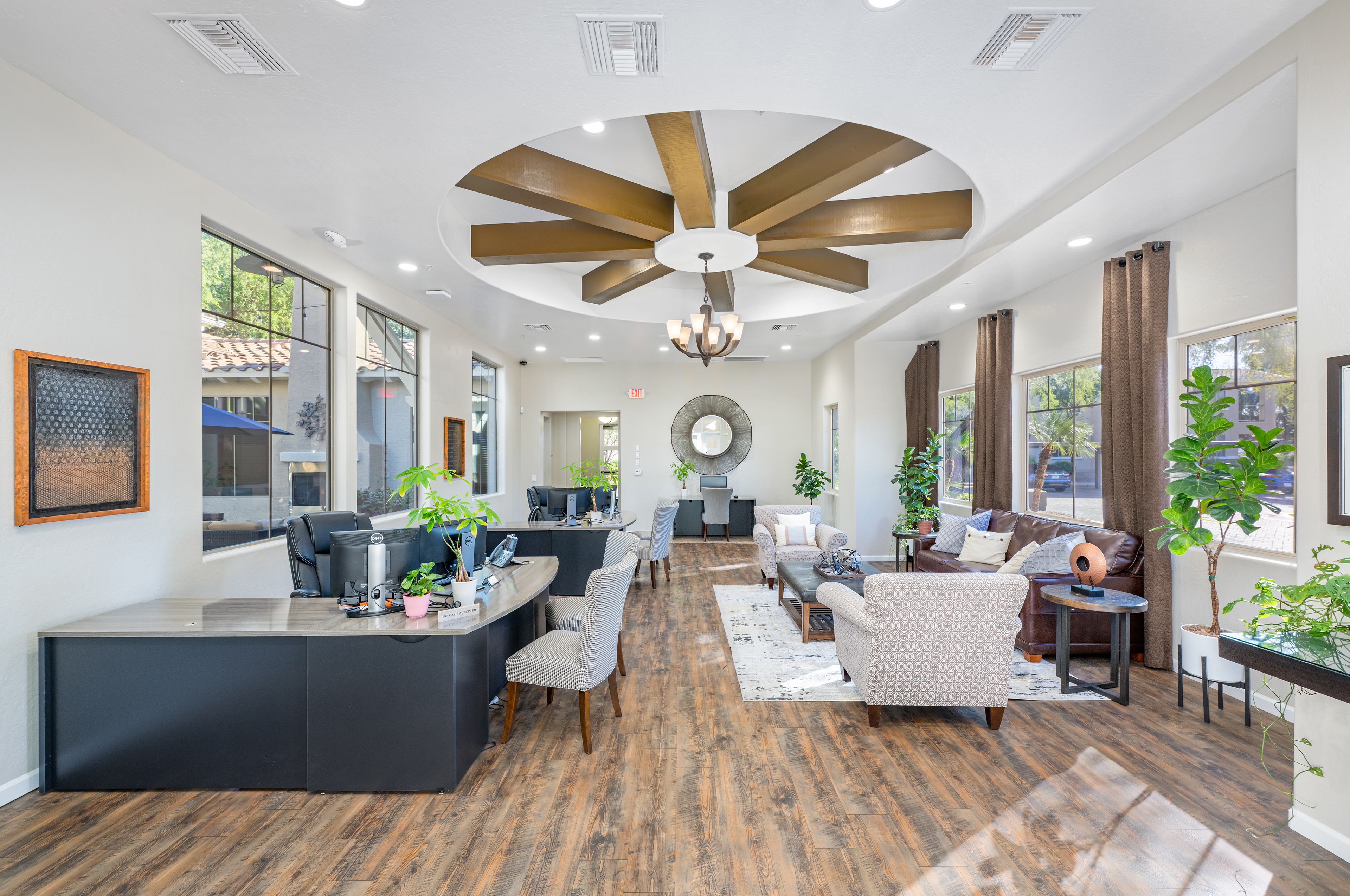 Leasing office at MAA Sky View luxury apartment homes in Phoenix, AZ