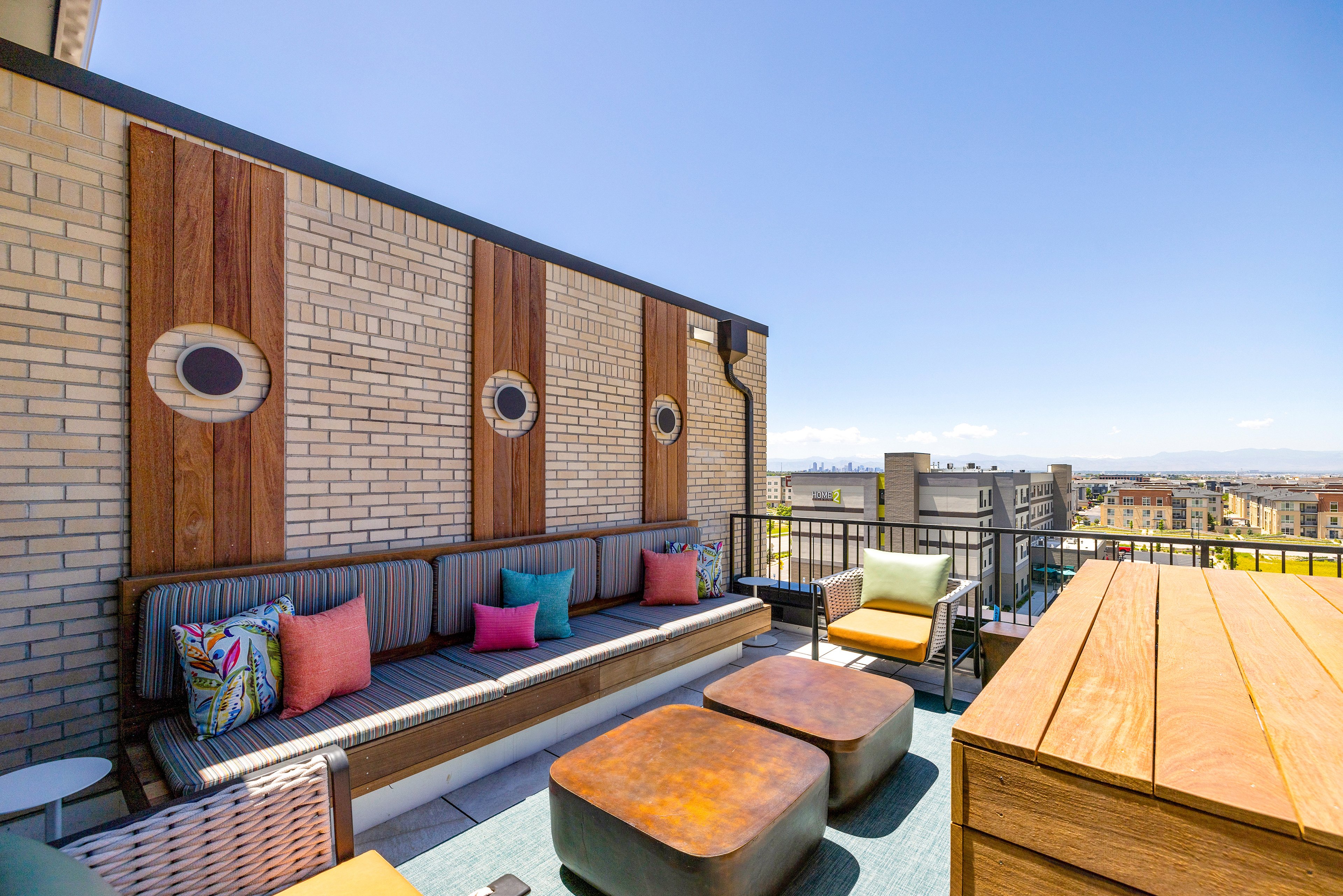 Sky lounge at MAA Milepost 35 luxury apartment homes in Denver, CO