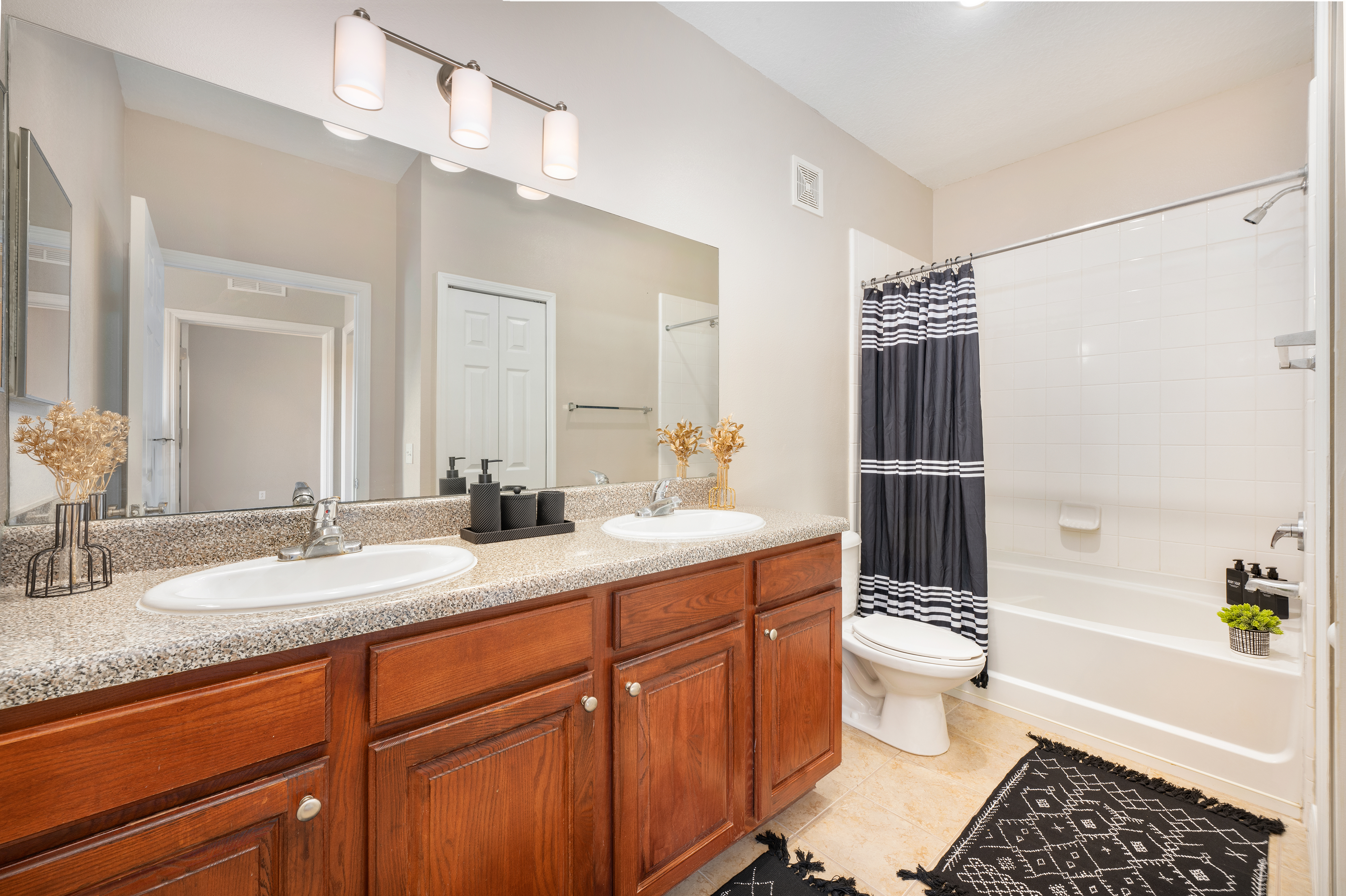 Bathroom at MAA Magnolia Parke luxury apartment homes in Gainesville, FL