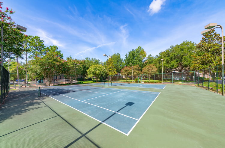 Tennis Court at MAA Steeplegate in Gainesville, FL