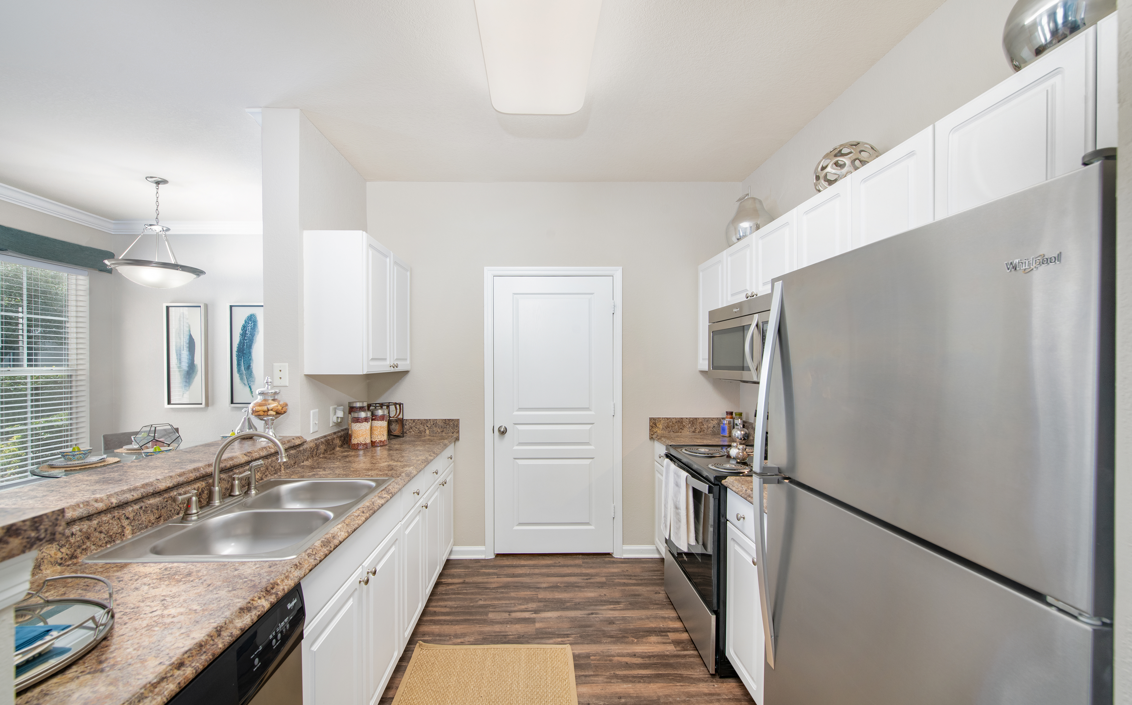 Kitchen at MAA Fleming Island in Jacksonville, FL